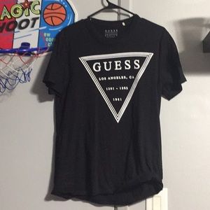 Guess T-shirt